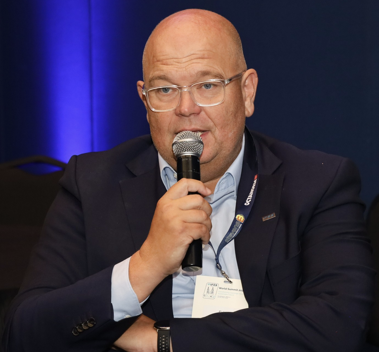 Eric Grossmann auf einem Panel als CEO der Z3 Live Communication AG