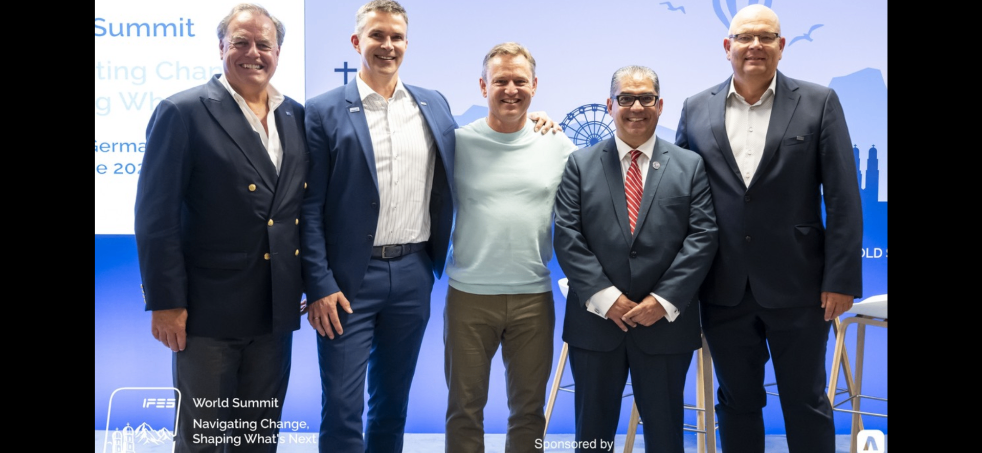 Eric Grossmann mit dem IFES Board am World Summit «Navigating Change, Shaping What's Next»